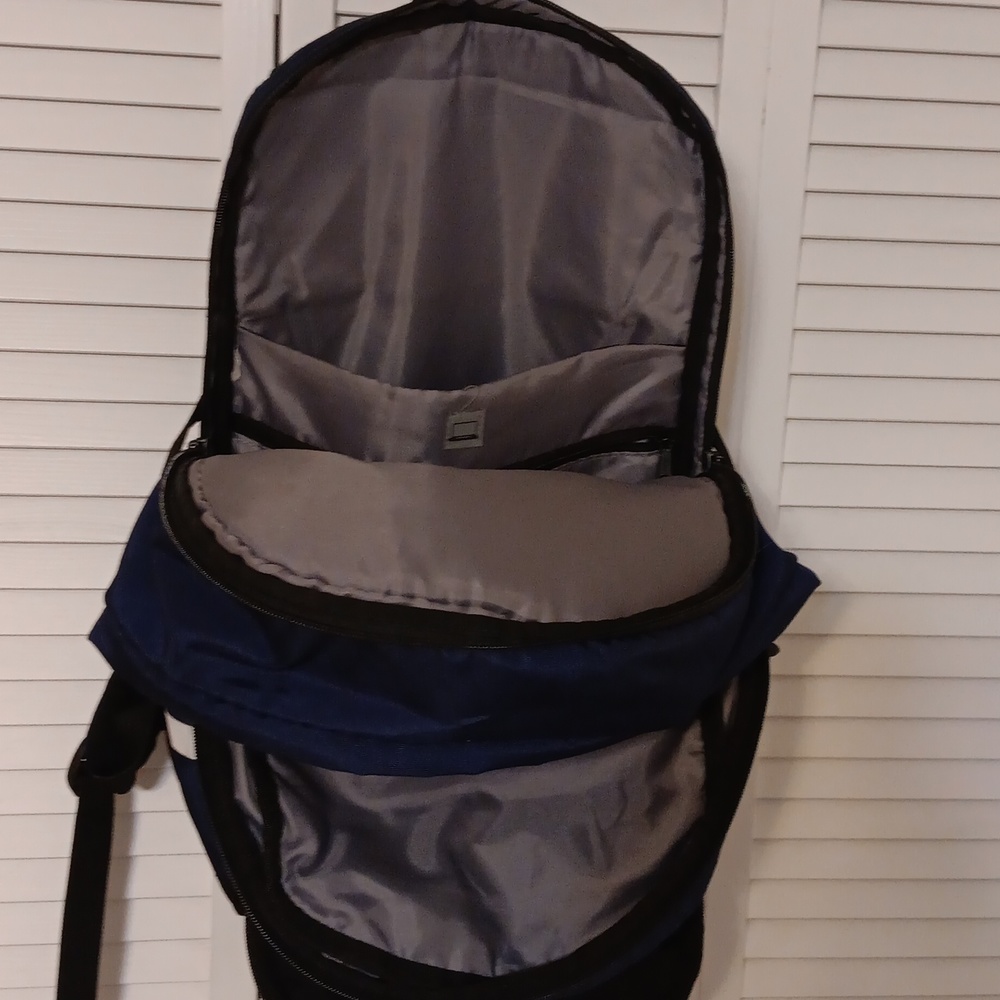 Adidas Backpack Large - image 7